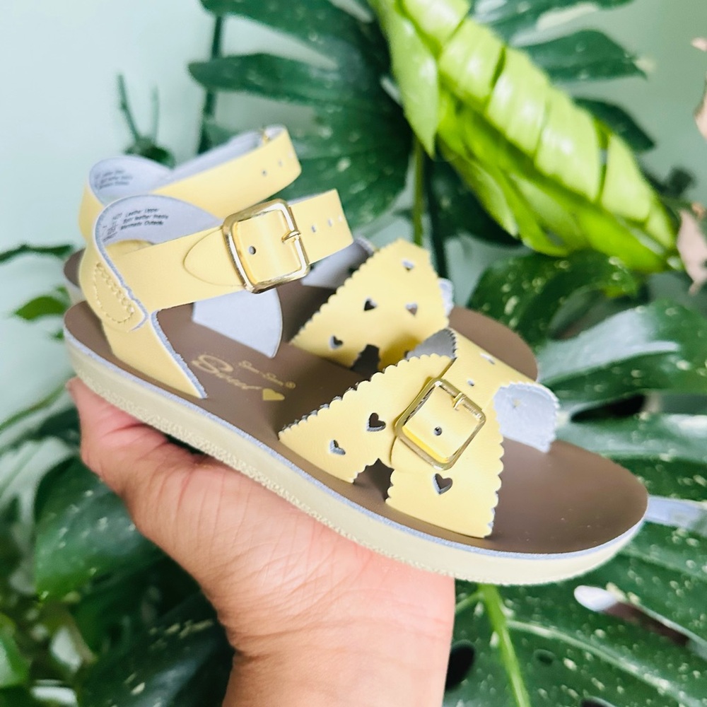 Sun San Sweetheart - Butter Yellow NWT